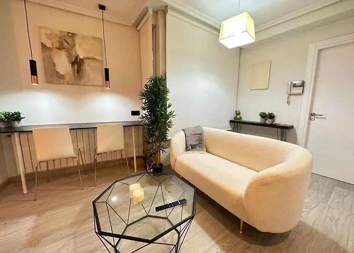 Amazing Suite, Center Vigo