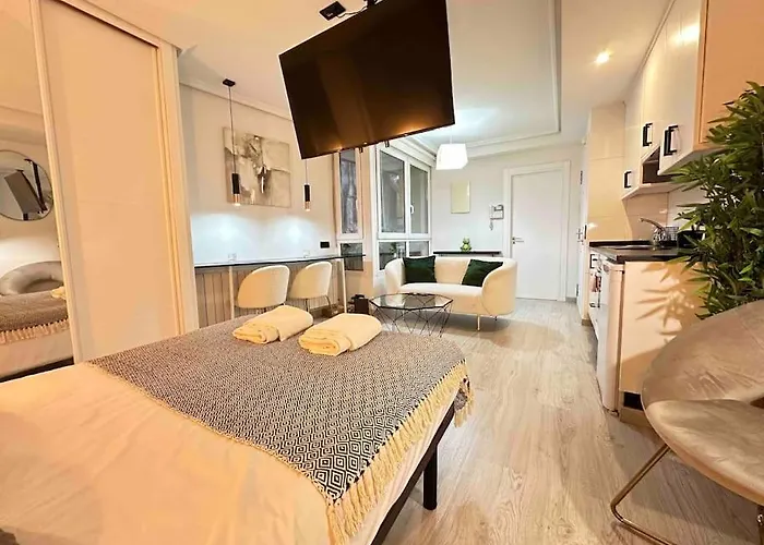 Apartment Amazing Suite, Center *